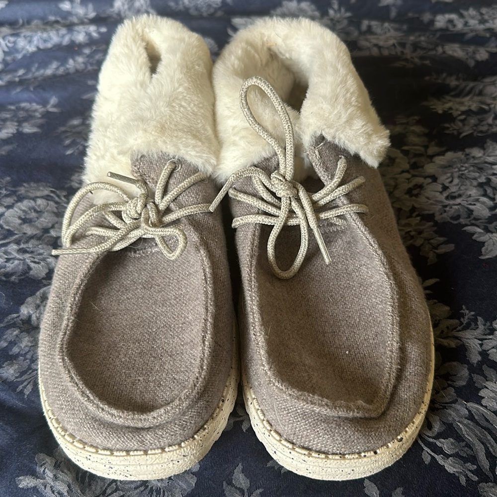 Grey, fur-lined Hey Dude booties size 10